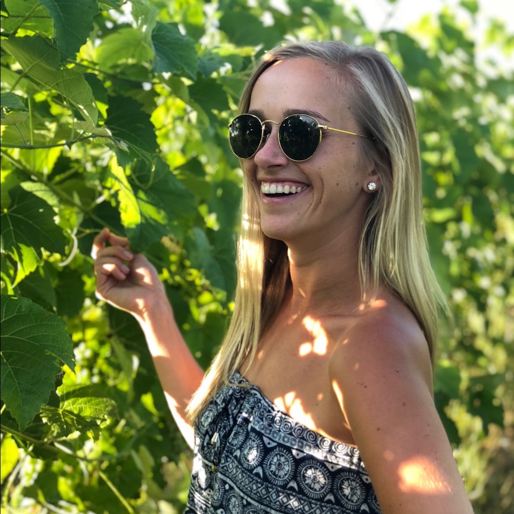 Meet your Posher, Michelle